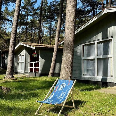 Villa Lesna Przystan à Pobierowo Extérieur photo